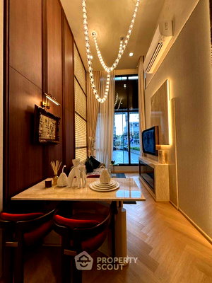 Condos for sale : High-Floor 1-BR 43 Sqm Rhythm Charoennakhon Iconic Near BTS Krung Thon Buri (ID 3051281)