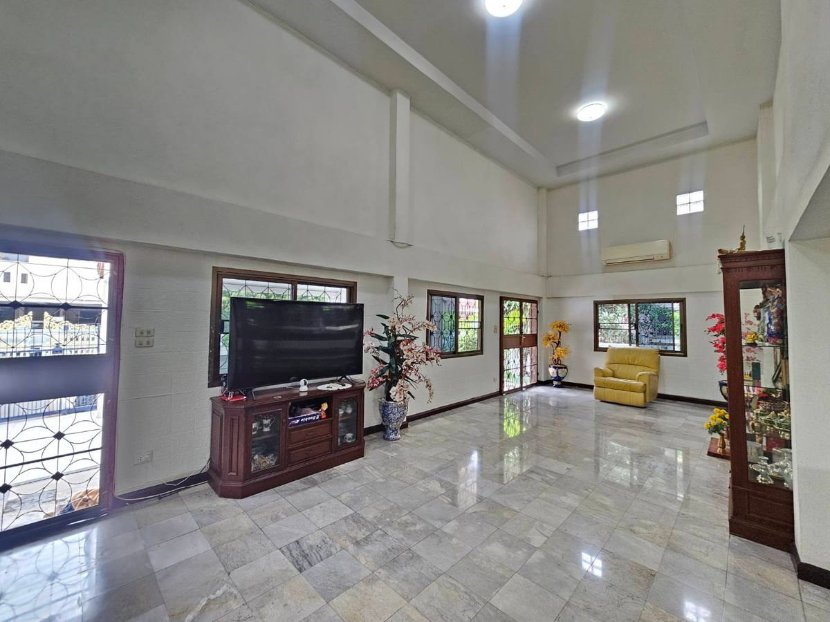 รูป 🏡 ขายบ้านเดี่ยว 3 ชั้น | ศิรินทร์ เฮ้าส์ โครงการ 5 อ่อนนุช 66 แยก 19 - รูปที่ 11/39
