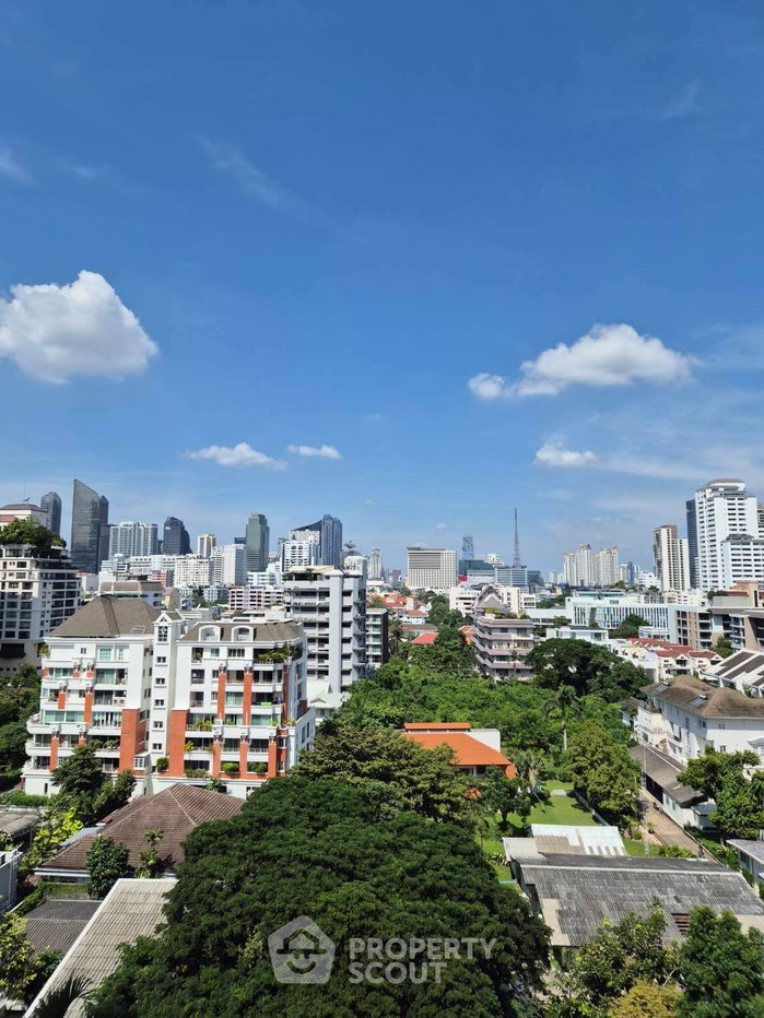 รูป คอนโด 3 ห้องนอน 200 ตร.ม. ให้เช่า ที่ DS Tower 1 ใกล้ BTS พร้อมพงษ์ (ID 1864777) - รูปที่ 24/25