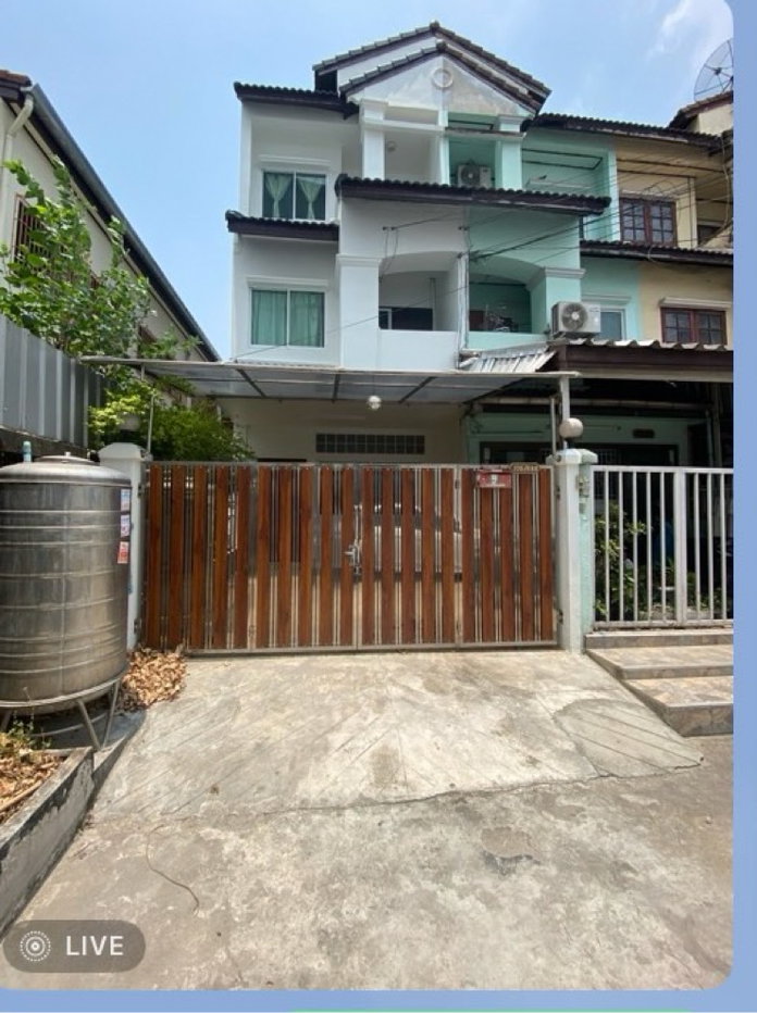 รูป ทาวเฮ้าส์ 3 ชั้น 4 ห้องนอน 4 ห้องน้ำ 2 ที่จอดรถ ราคา 2.99 ล้าน (ราคาประเมิน 3.55ล้าน)  - รูปที่ 1/23