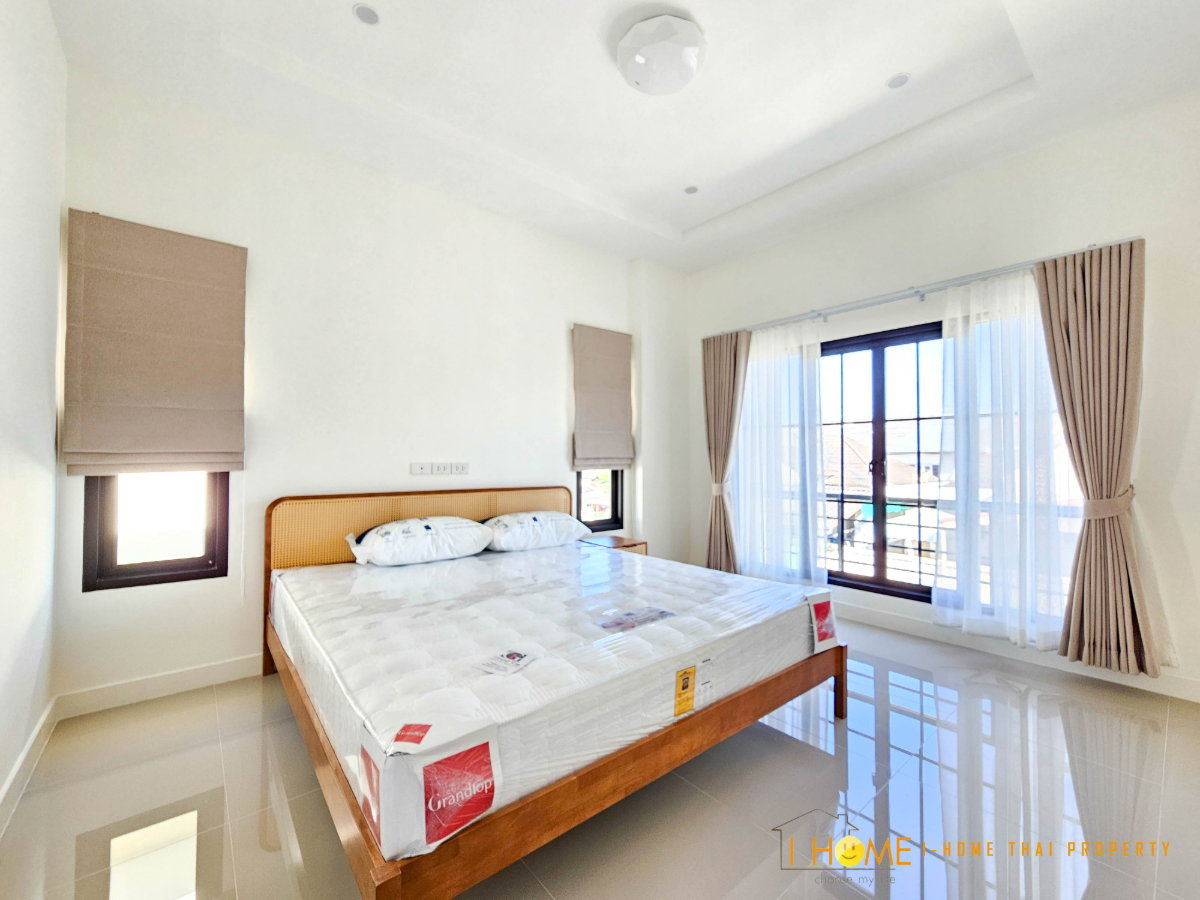 picture Fully Furnished 4-Bedroom Detached House for Rent | Small Pets Allowed - 21/28