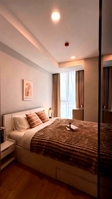 Condos for rent : Condo for rent at Chewathai Thonglor. Beautiful, new unit, ready to move in. Prime location on Thonglor-Phetchaburi Road.