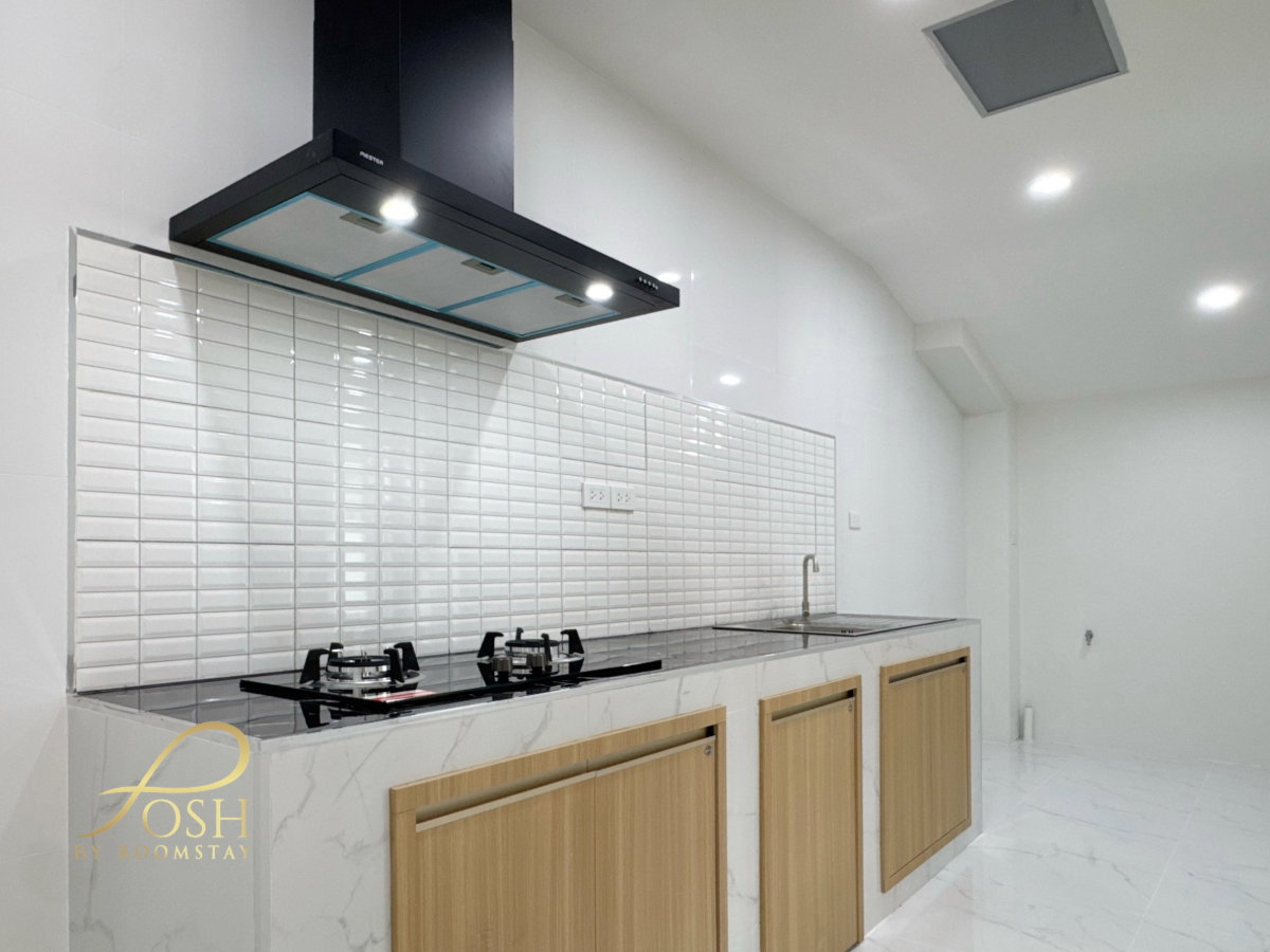 รูป บ้านแฝดชั้นเดียวรีโนเวทใหม่ ทำเลกะทู้ หมู่บ้าน เดอะวัลเล่ย์ กะทู้ ใกล้โรงเรียนขจรเกียรตินานาชาติ (KIS)กับบรรยากาศภูเขาโอบล้อม - รูปที่ 11/26