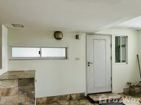 Thonglor Tower – Spacious Living 6536743