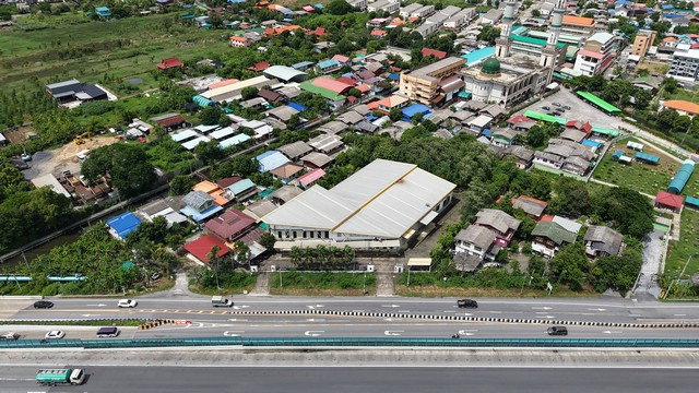 รูป โกดังพร้อมออฟฟิตให้เช่า ในทำเลศักยภาพ เดินทางเข้าออกสะดวก - รูปที่ 2/29