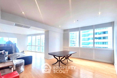 ขายคอนโด : คอนโด 3 ห้องนอน 193 ตร.ม. Millennium Residence @ Sukhumvit ใกล้ BTS อโศก (ID 3050818)