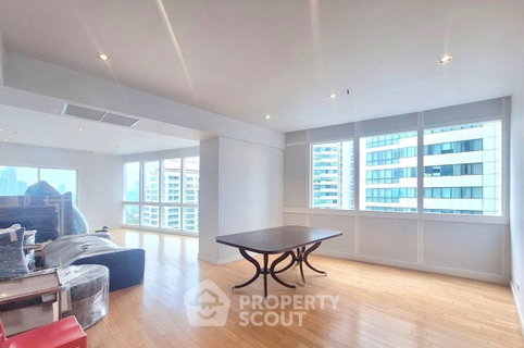 3-BR 193 Sqm For sale at Millennium Residence Sukhumvit 📍 BTS Asoke (ID 3050818)