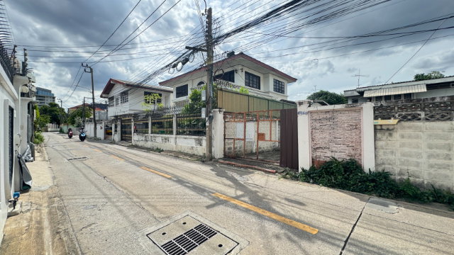 รูป ที่ดินแปลงสวย ปรีดีพนมยงค์15แยก3 สร้างบ้านก็สวย สร้างอพาร์ทเมนท์ก็ได้กำไร - รูปที่ 17/19