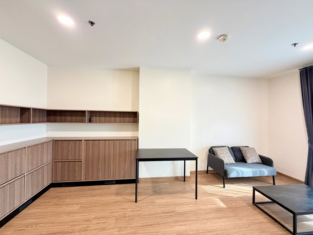 picture Ready to move in ❗️“ 𝐑𝐡𝐲𝐭𝐡𝐦 𝐑𝐚𝐭𝐜𝐡𝐚𝐝𝐚 “ 🌟 𝐑𝐞𝐧𝐭 𝐏𝐫𝐢𝐜𝐞 𝟐𝟎,𝟎𝟎𝟎 𝑩𝒂𝒉𝒕/𝑴𝒐𝒏𝒕𝒉 🌟 46 Sq.m. 5th Floor  - 8/11