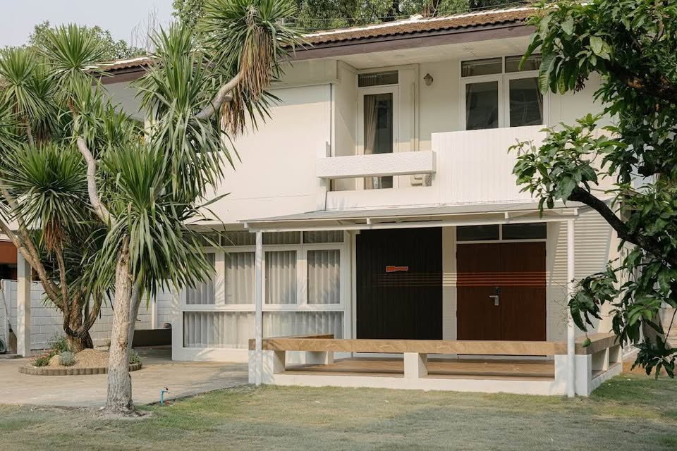 รูป 🏘️ ขายบ้านเดี่ยวพร้อมผู้เช่า 📍ทำเลทองใจกลางเมืองเชียงใหม่  พื้นที่ใช้สอยประมาณ250ตรางเมตรHS-2 - รูปที่ 1/16