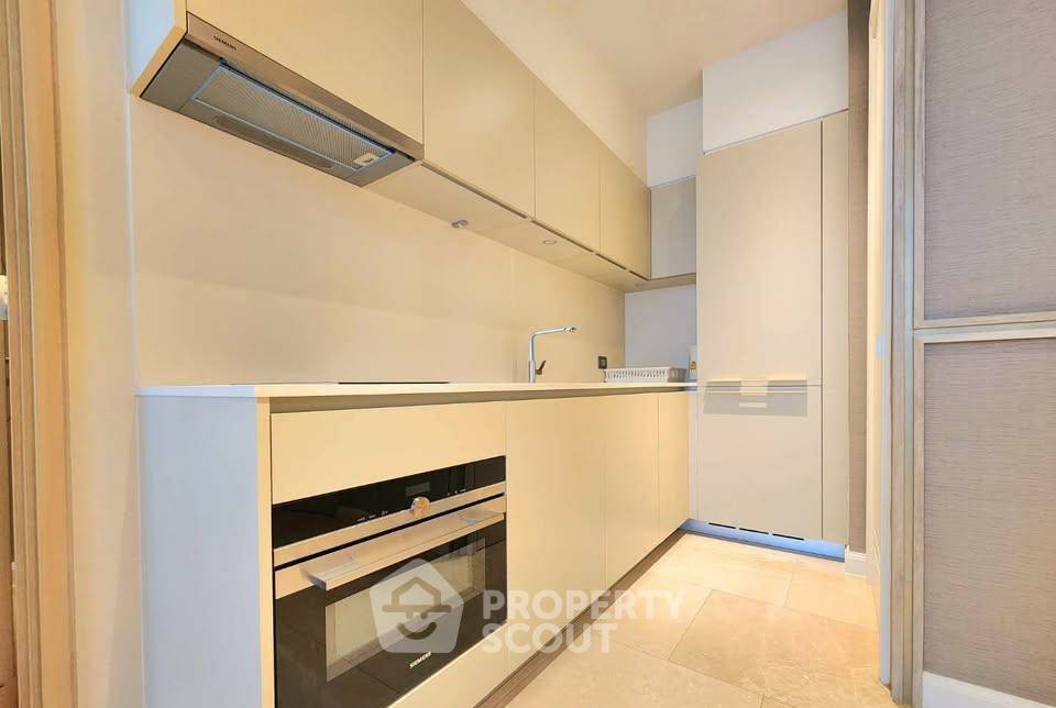 รูป คอนโดให้เช่า 1 ห้องนอน 60 ตร.ม. Magnolias Waterfront Residences ชั้น 11 ใกล้ BTS สะพานตากสิน (ID 3035890) - รูปที่ 2/6