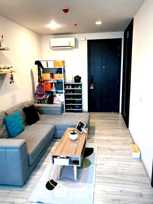 Condos for sale : 1-BR Condo, XT Huai Khwang, 100m to MRT Huai Khwang (ID 3048900)