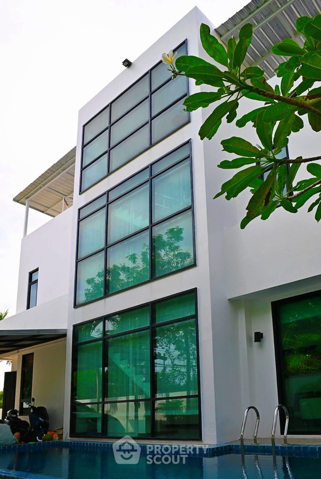 รูป วิลล่า 2 ห้องนอน พื้นที่ 200 ตร.ม. สำหรับขาย ในราไวย์ เมืองภูเก็ต ภูเก็ต (ID 3051379) - รูปที่ 2/23