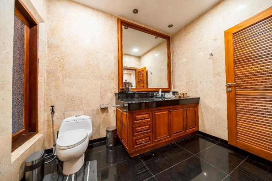 รูป For sale Luxury Thai-Style Pool Villa in Jomtien, Pattaya Special Price: THB 24.9 Million - รูปที่ 5/12