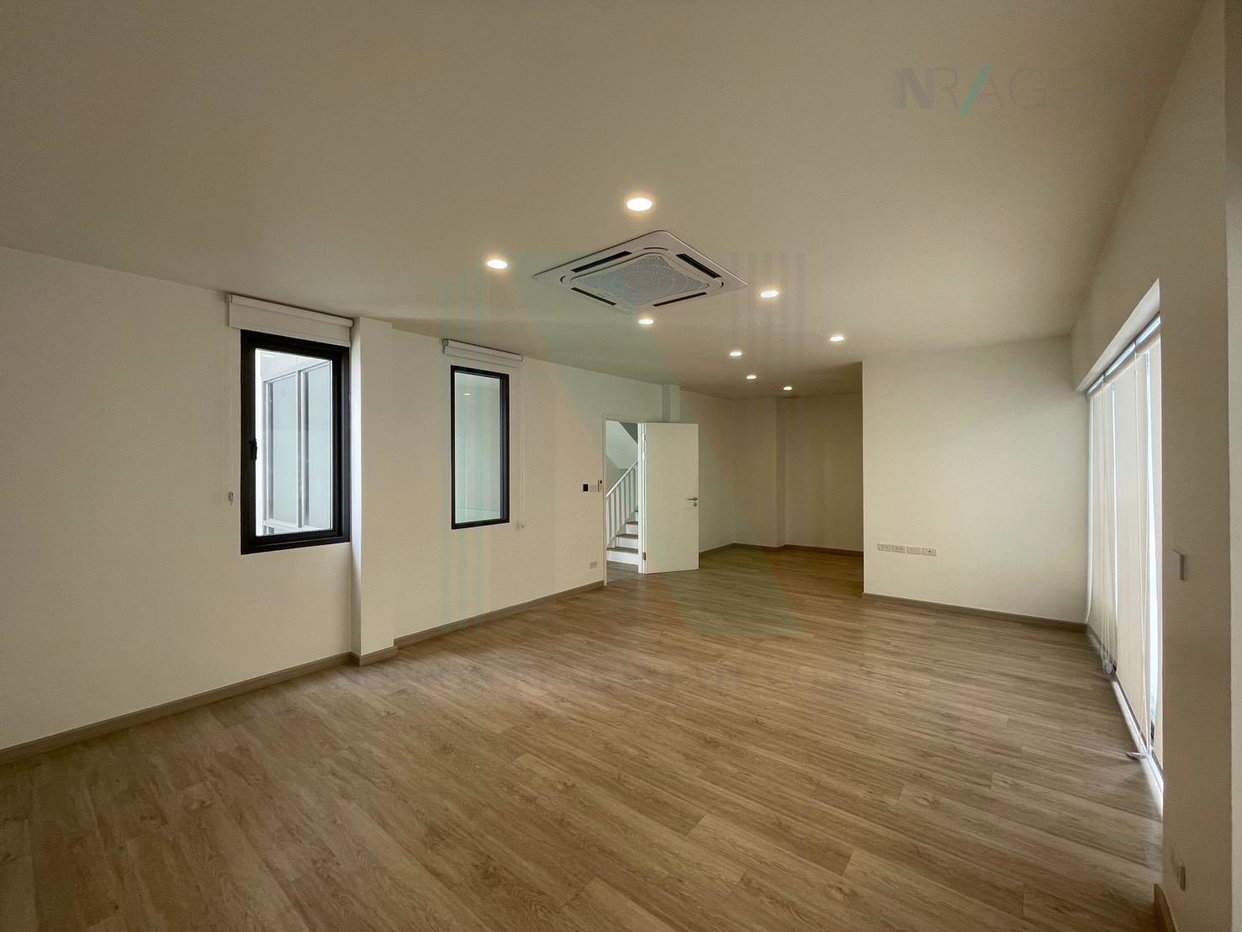 picture 📌 For Rent 3-story House ARKIN VIBHAVADI 3 bedroom 4 bathroom - 2/8