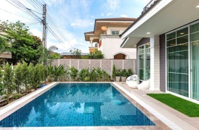 picture Pool Villa House for Sale ! , 5bed, Near Lotus Ruamchok 400m. - 2/8