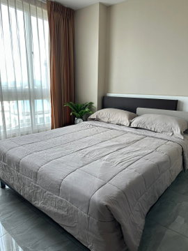  ให้เช่า ลัดดาคอนโดวิว ศรีราชา.  ชั้น 20 ห้อง A2011. 35 ตรม. 1 ห้องนอน 1 ห้องน้ำ 1 ห้องครัว และ ห้องรับแขก. โครงการอยู่ไกล้กับ Max value. 