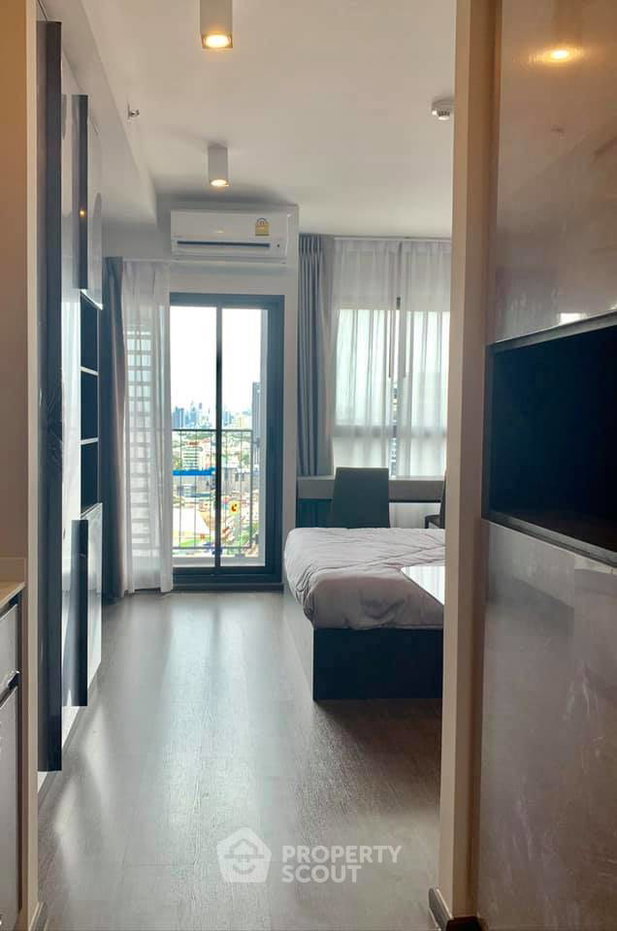 picture 1-BR Condo Ideo Phaholyothin Chatuchak, 200m to BTS Saphan Khwai, 32nd-Floor (ID 436912) - 6/13