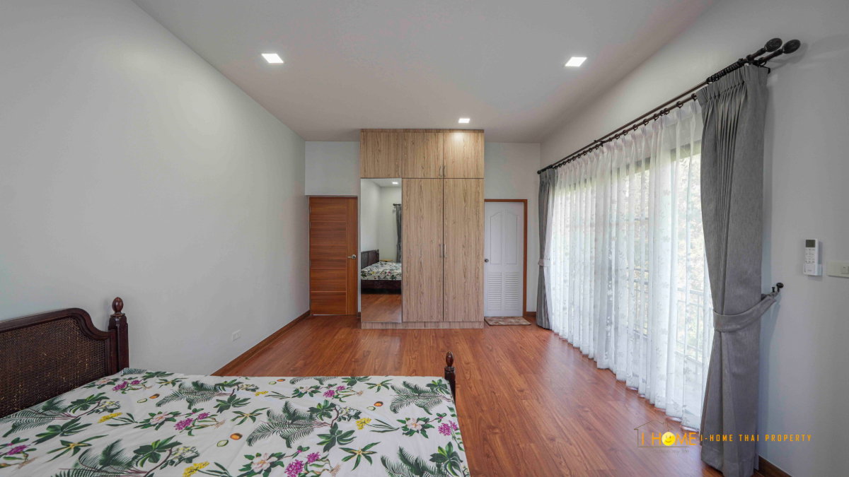 picture  Spacious 2-Storey Detached House for Rent - 34/43