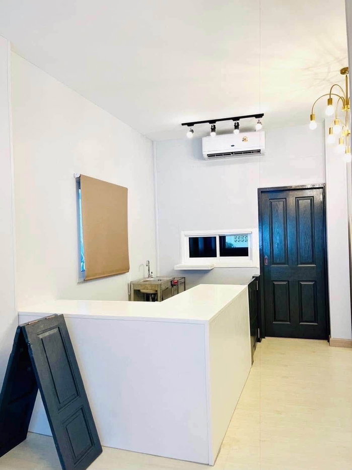 รูป 🏠 ขาย บ้านใหม่ ทำเลทองสาทร! 🏠 - รูปที่ 10/17