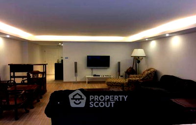 Condos for sale : 1-BR 76 Sqm At Diamond Tower Condo Near BTS Chong Nonsi (90m) (ID 653418)