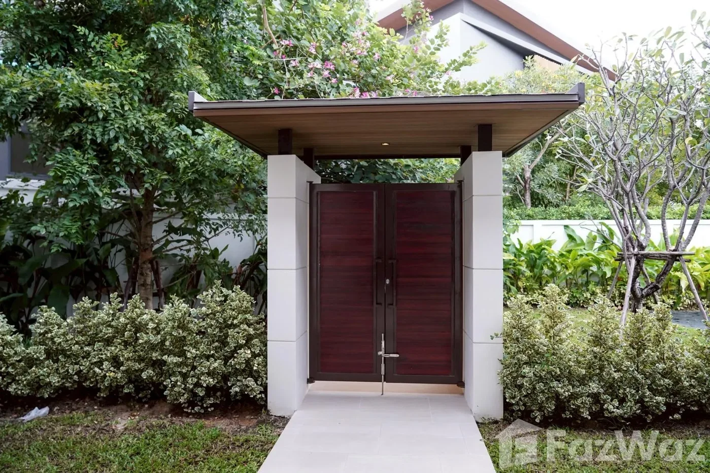 รูป วิลล่าให้เช่า 4 ห้องนอน ในโครงการ Boat Avenue Residence 5876307 - รูปที่ 17/40