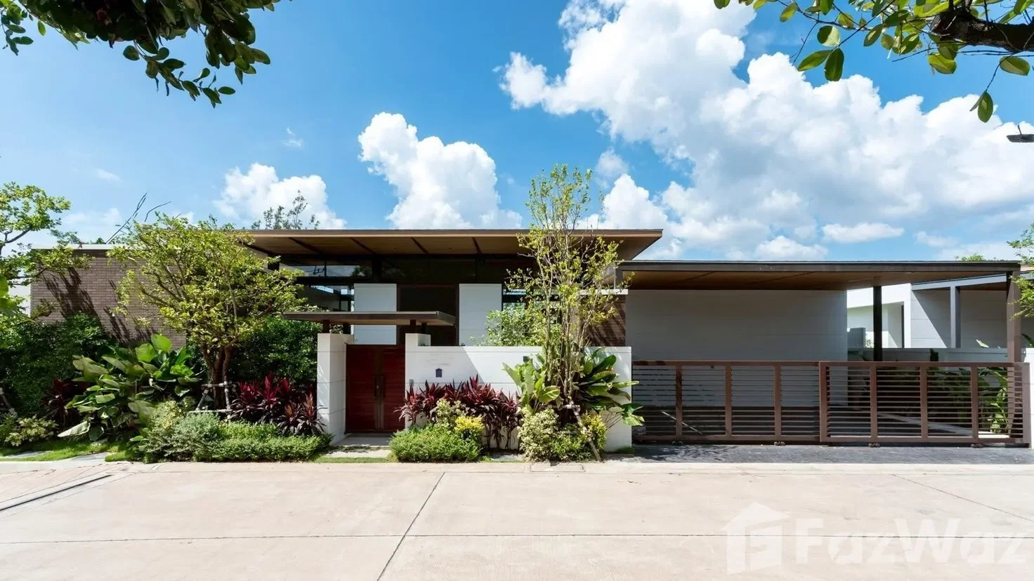 รูป วิลล่าให้เช่า 4 ห้องนอน ในโครงการ Boat Avenue Residence 5876314 - รูปที่ 3/18