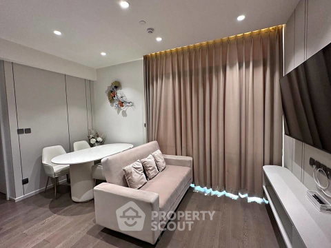 Pet-Friendly 2-BR 64 Sqm, 16th Floor at Muniq Sukhumvit 23 Near MRT Sukhumvit 100m (ID 3049158)