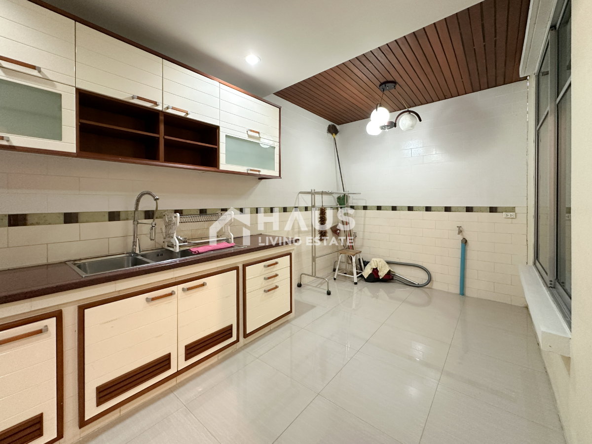 picture Baan Klang Muang Monte - Carlo / 5 Bedrooms #TPCC064 - 31/32