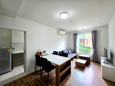 Condos for rent 700 Year Sports Arena Chiang Mai : Rent: D Condo Nim
Next to Central Festival, 37 sq m, pool view, 12,000 THB/month