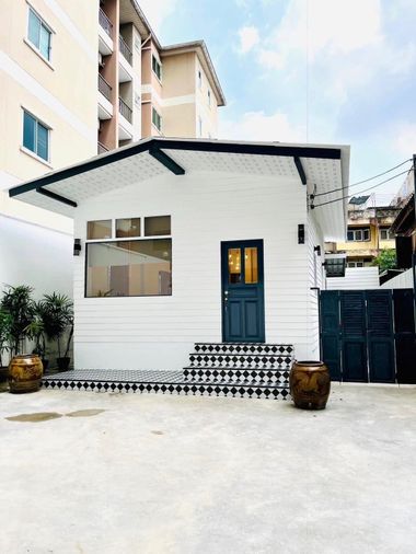 ขายบ้านเดี่ยว 1 ห้องนอน 43 ตร.ม. 36 ตร.ว. เขตสาทร