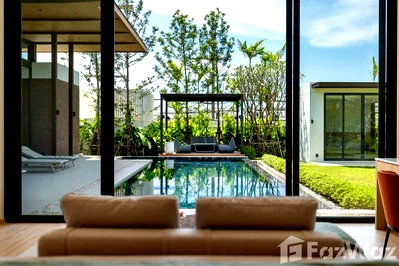 เช่าบ้านเดี่ยว ภูเก็ต : วิลล่าให้เช่า 4 ห้องนอน ในโครงการ Boat Avenue Residence 5876314