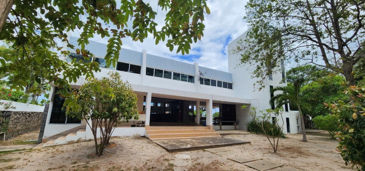 รูป บ้านพร้อมที่ดินแปลงงามติดทะเล บนทำเลศักยภาพพร้อมชายหาดส่วนตัว เหมาะสำหรับบ้านพักตากอากาศ  -SW003851 - รูปที่ 14/17