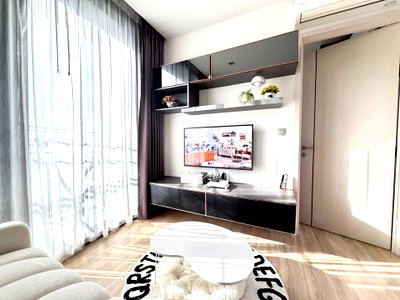 คอนโดให้เช่า : PM038527 ✨Flash Deal ✨ The Line Phahol - Pradipat (2Bed 1Bath 53 SQM.) พร้อมอยู่ ! เพียง 35,000 บาทต่อเดือน Tel.0981315848 @propmatch