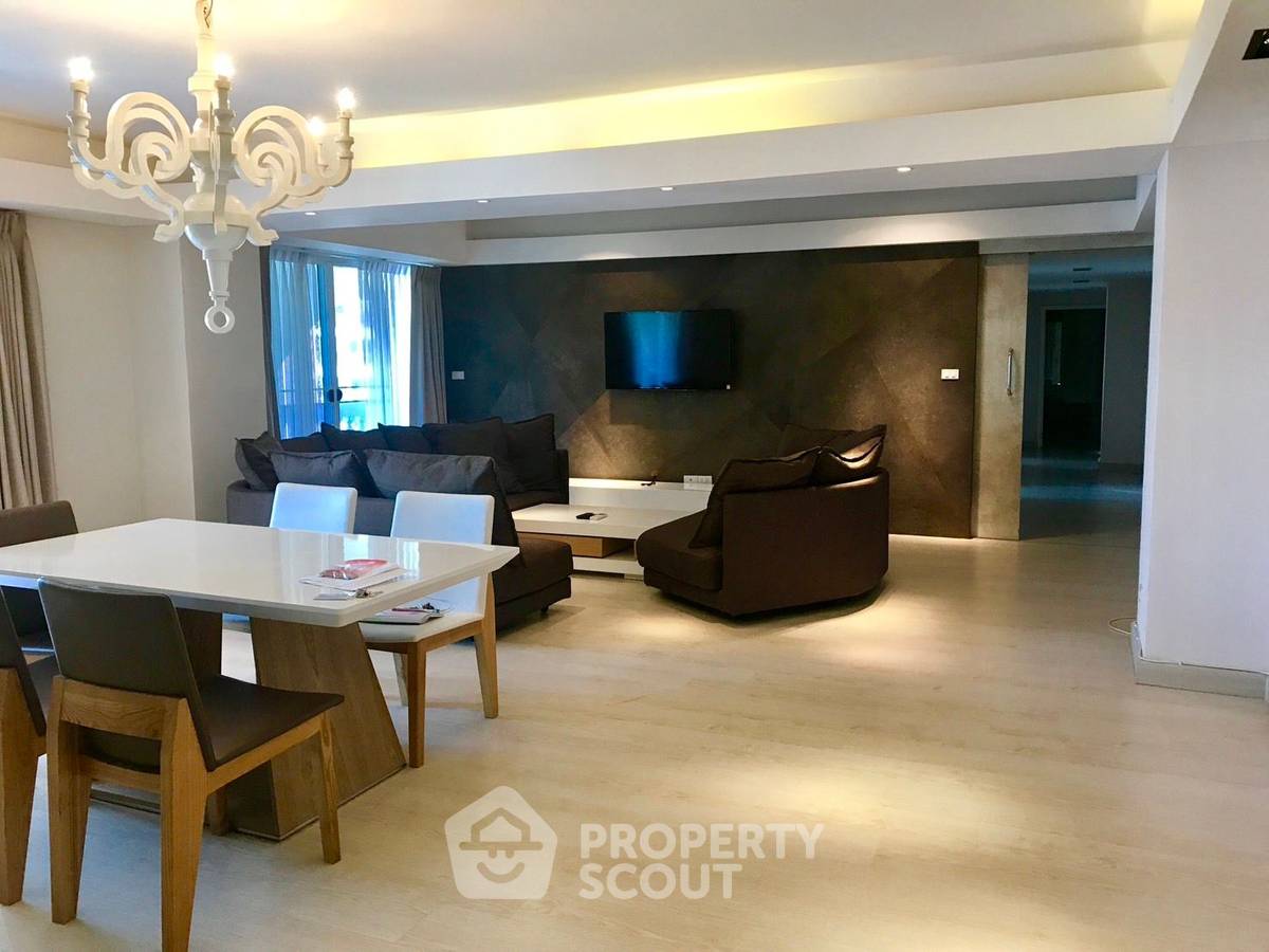 picture 3-BR Condo 190 Sqm Royal Castle Sukhumvit, 400m to BTS Phrom Phong (ID 1491224) - 2/11