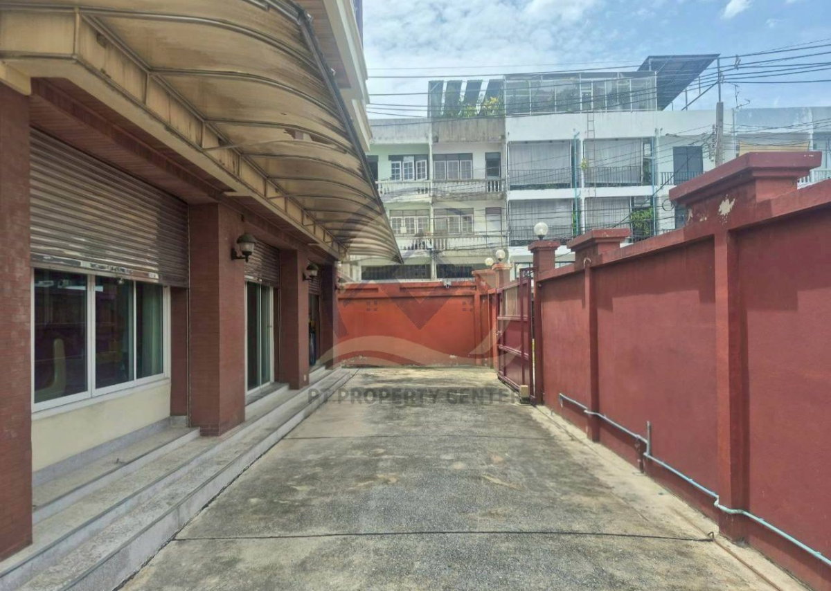 รูป บ้านเดี่ยว 3 ชั้น พร้อมชั้นลอยและดาดฟ้า ( แปลงมุม ) ถนนเสนานิคม 1 ซอย 26 จตุจักร เปิดราคาพิเศษ ใจกลางเมือง ตอบโจทย์ทั้งอยู่อาศัยและการทำธุรกิจ - รูปที่ 34/38