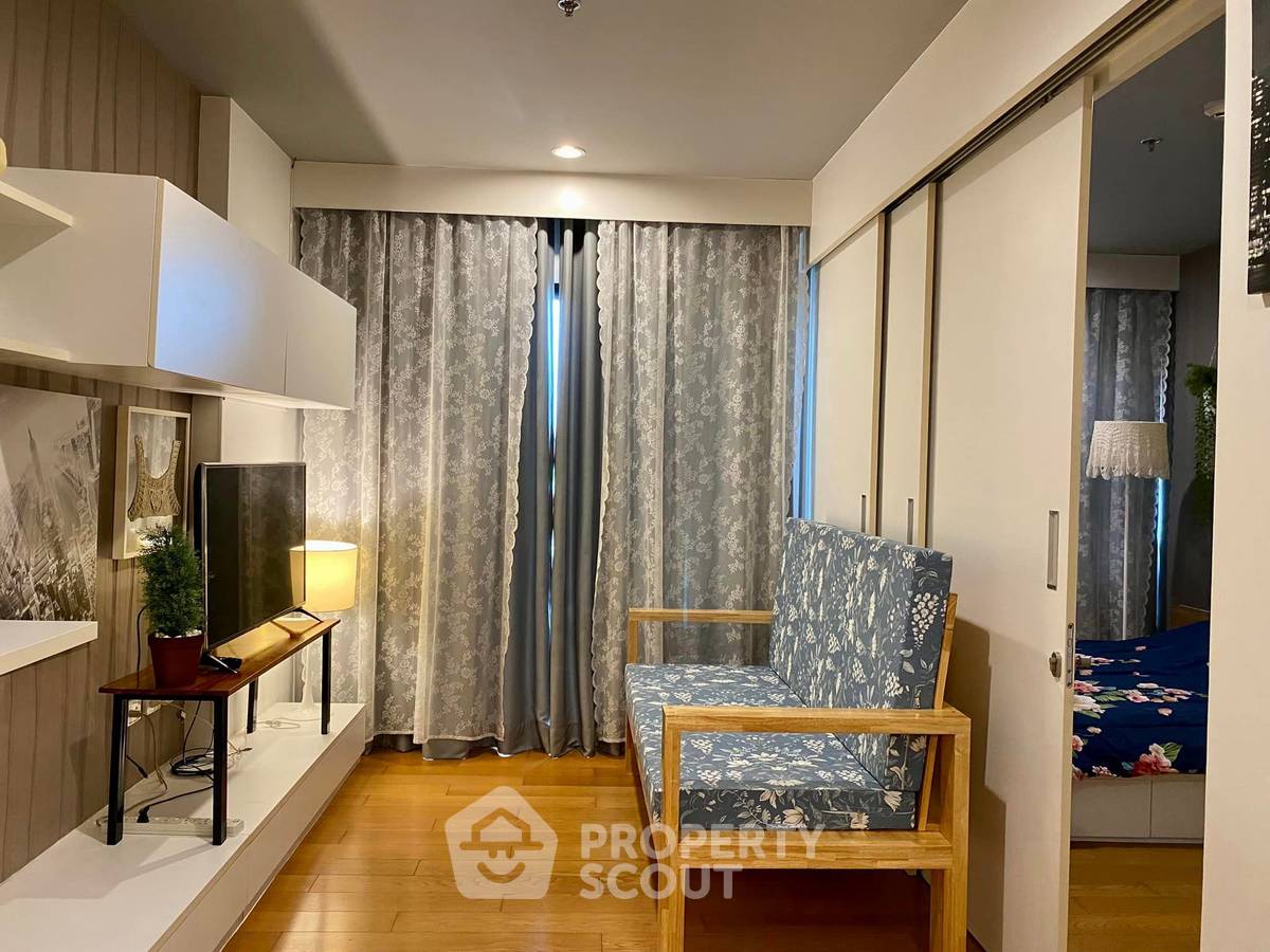 picture 26th-Floor 1-BR 40 Sqm Condo At Blocs 77, BTS On Nut (ID 1801595) - 11/17