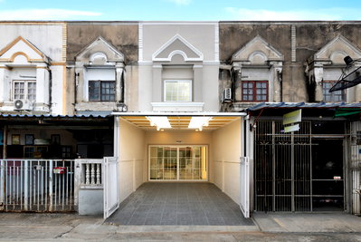 ทาวน์โฮม นนทบุรี : ทาวน์โฮม 2 ชั้น รีโนเวทใหม่ หมู่บ้านดวงแก้ว ปากเกร็ด – ติวานนท์ ต่อเติมครบ ทำเลดีติดถนนใหญ่