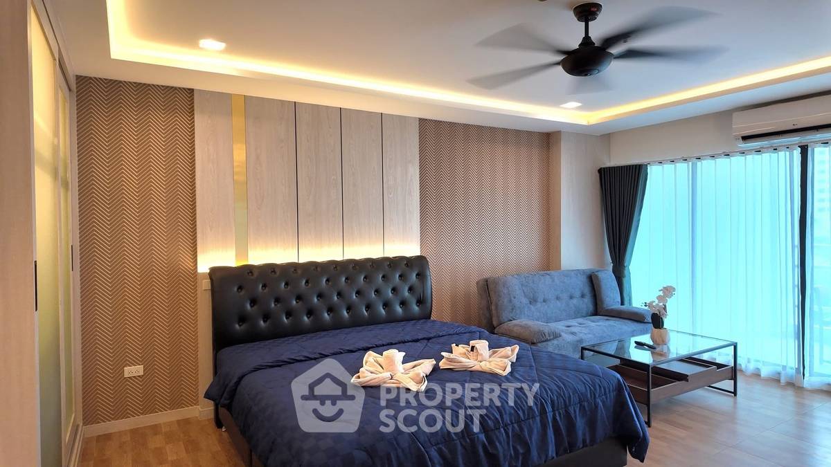 picture 1-BR Condo For Rent At View Talay 5, Jomtien Beach (Floor 5) (ID 2235172) - 4/14