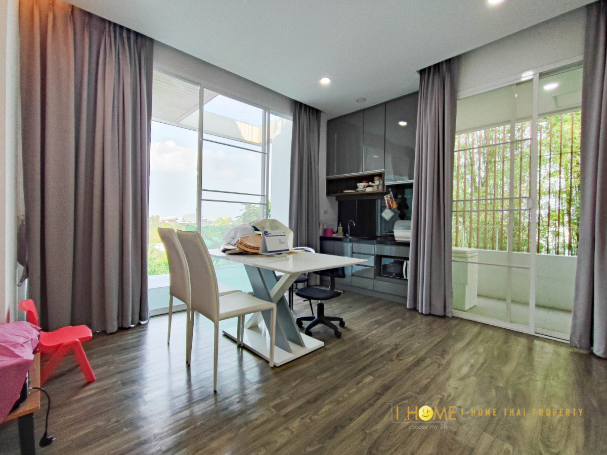 รูป ให้เช่า Luxury Pool Villa 3 ชั้น พร้อมสระว่ายน้ำส่วนตัว สไตล์ Modern #A1-V0018 - รูปที่ 37/46