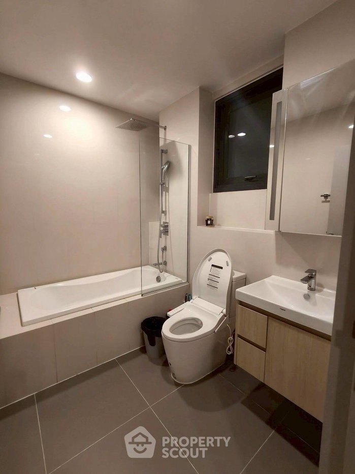 รูป คอนโด 2 ห้องนอน ชั้นสูง 37 Oka Haus Sukhumvit 36 ใกล้ BTS ทองหล่อ 50 ตร.ม. (ID 3052064) - รูปที่ 5/6
