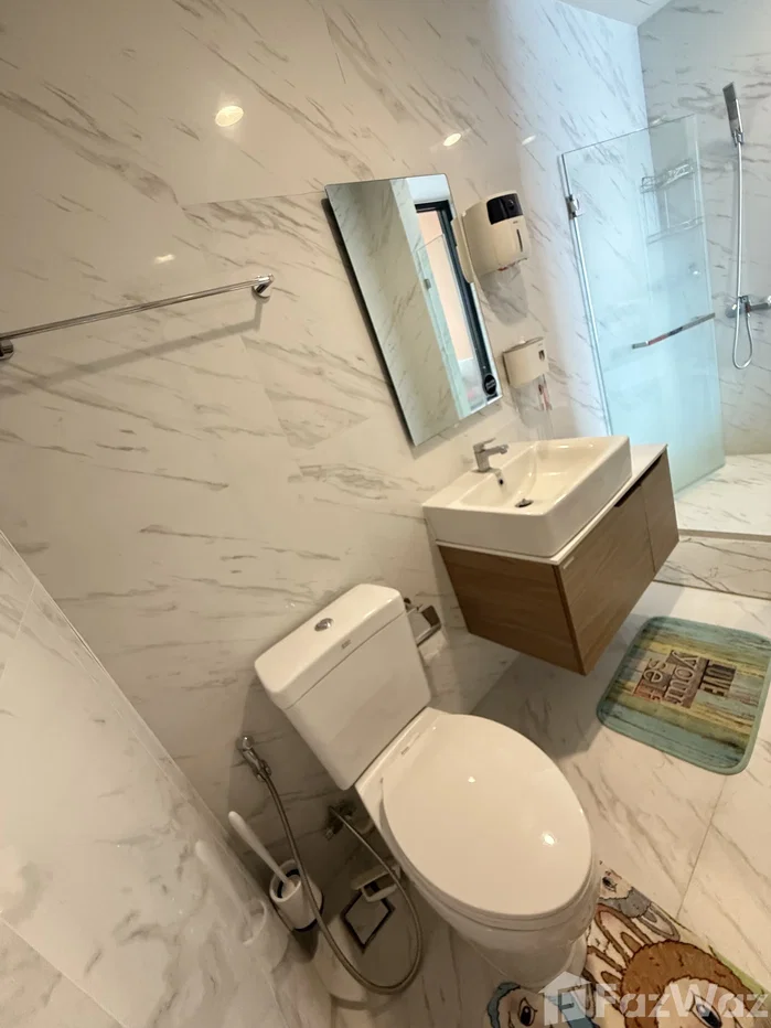 รูป Well-Located High-Rise Condominium 6540842 - รูปที่ 13/18