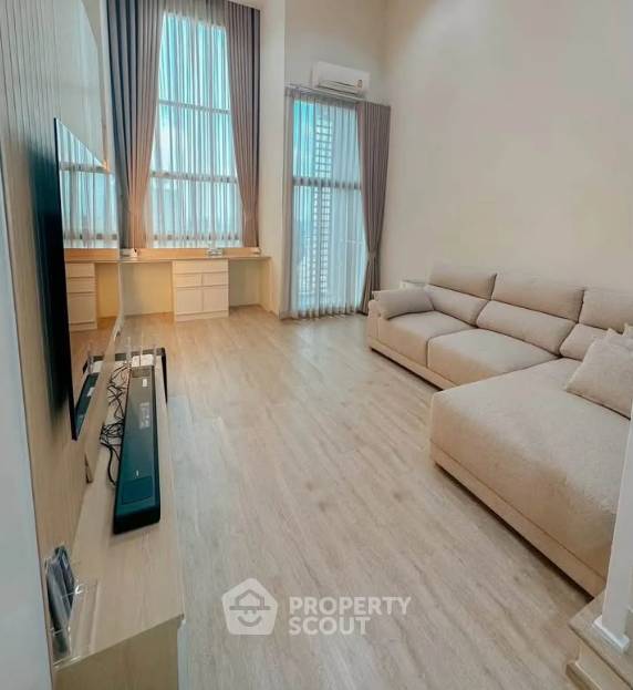 รูป คอนโด 1 ห้องนอน 40 ตร.ม. โครงการ Ideo Sathorn-Wongwian Yai ใกล้ BTS วงเวียนใหญ่ 200 ม. (ID 3048793) - รูปที่ 2/3