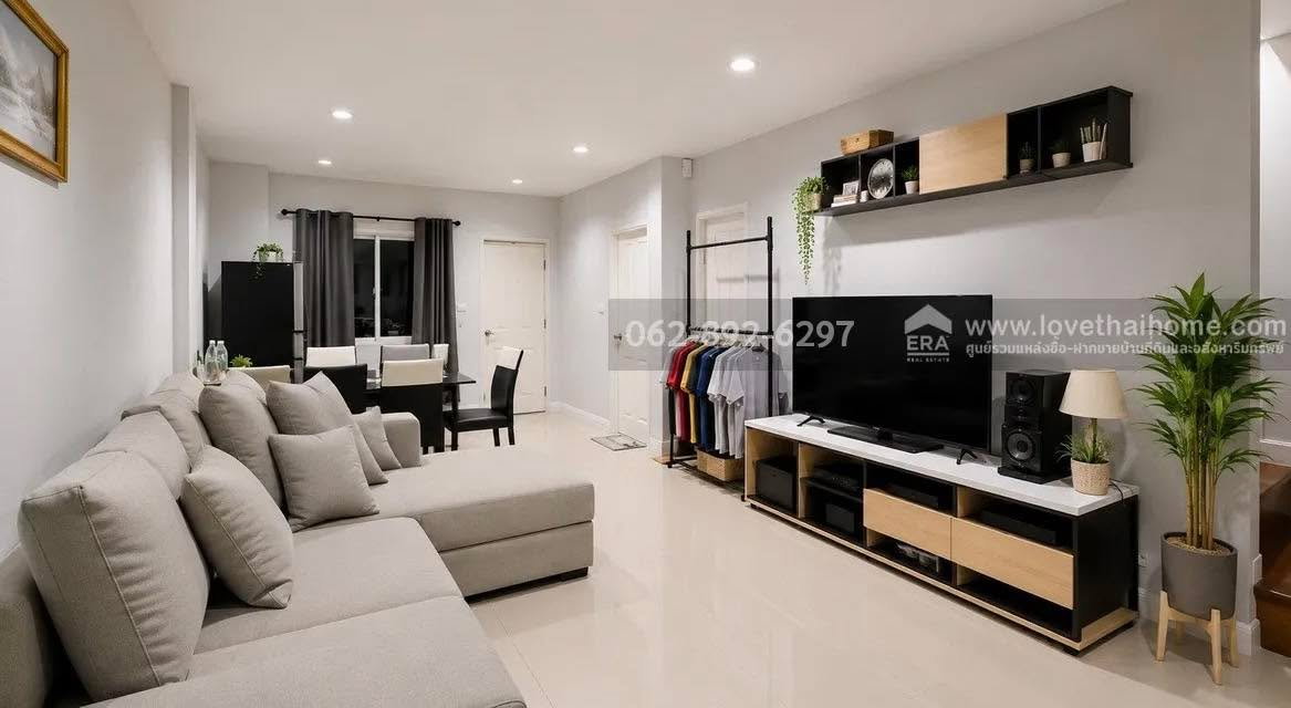 รูป ขายด่วน!ทาวน์โฮม 2 ชั้น ซอยเพชรเกษม 79 หมู่บ้านหรรษา พรีม่า ขนาด 24.8 ตรว. สวยพร้อมอยู่ ราคาพิเศษเพียง 2.89 ล้านบาท - รูปที่ 2/15