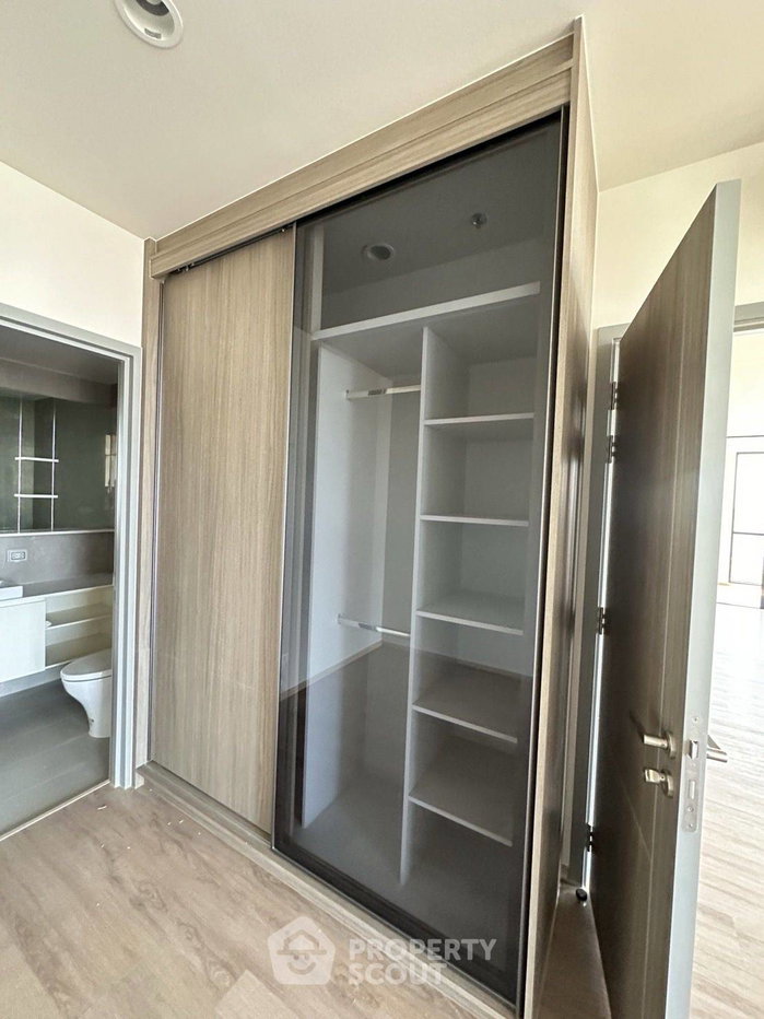 รูป คอนโด 1 ห้องนอน ชั้นสูง The Issara Sathorn (ชั้น 24) (ID 3054372) - รูปที่ 1/15