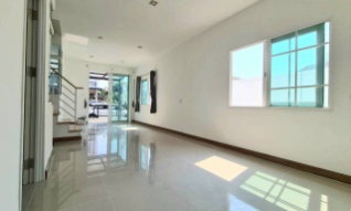 รูป ขายบ้านโกลเด้นสองจรัญปิ่นเกล้าหลังมุม ขนาด 29 ตรว สนใจ @sacondo - รูปที่ 5/11