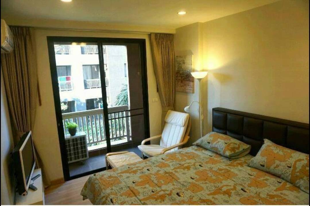 picture Condo For Rent 2 Bedrooms at Vista Garden Condo On-Nut - 2/9