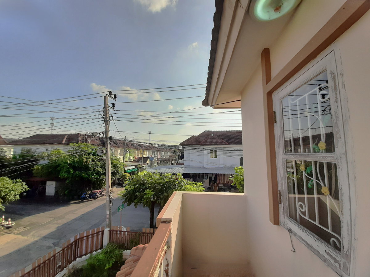 รูป บ้านเดี่ยว ม.สินเพชร จันทน์ทองเอี่ยม บางบัวทอง  59.5 ตรว. 3 นอน 2 น้ำ 4 จอด (ภายนอกอีก 4 รวมทั้งหมด 8 คัน ) ปกติ 4.4 ล้าน เหลือ 4.0 ล้าน  โ085-0732541 - รูปที่ 15/19