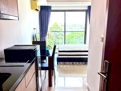 คอนโด บิ๊กซี พัทยาใต้  : Laguna Beach Resort 2 for Sale Studio Condo High Floor