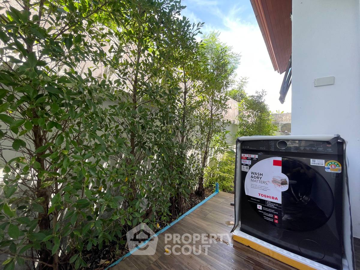 picture 2-BR Villa Amida In Rawai, Phuket | 320 Sqm (ID 3051602) - 18/22